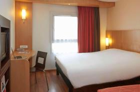 ibis Beaune Centre - photo 18