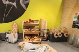 ibis Styles Beaune Centre - photo 9