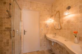 Le Central Boutique Hôtel - photo 11