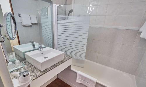Kyriad Prestige Beaune le Panorama - photo 3