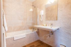 Hôtel de la Cloche - photo 12