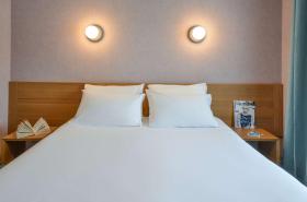 Sure Hotel by Best Western Centre Beaune - photo 12